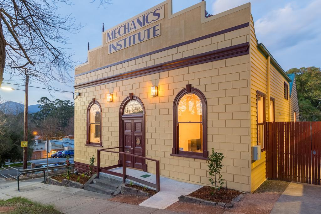 The Old Mechanics Healesville Exterior photo